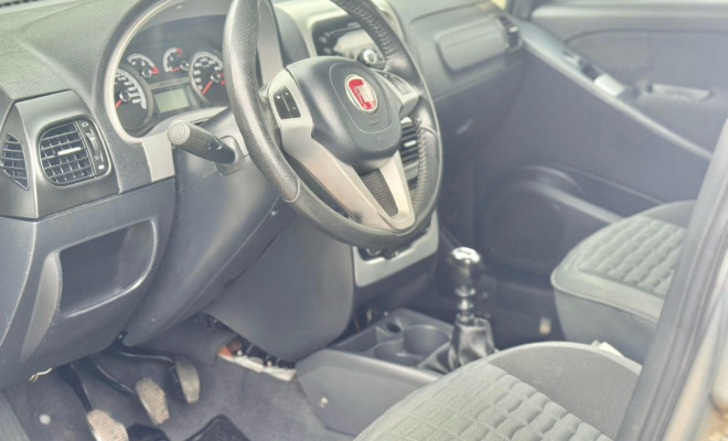 Fiat Idea Adv./ Adv.LOCK.Dualogic 1.8 Flex 5p 2014 Flex-5