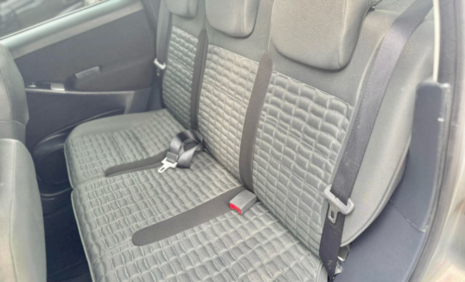 Fiat Idea Adv./ Adv.LOCK.Dualogic 1.8 Flex 5p 2014 Flex-7