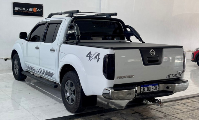 Nissan Frontier SV AT. CD 4x4 2.5 TB Dies. Aut. 2016 Diesel-12