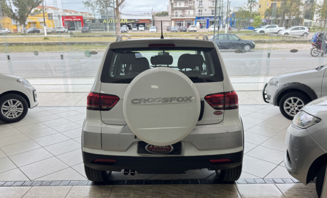 VW - VolksWagen CROSSFOX  1.6 T. Flex 16V 5p 2015 Flex-1