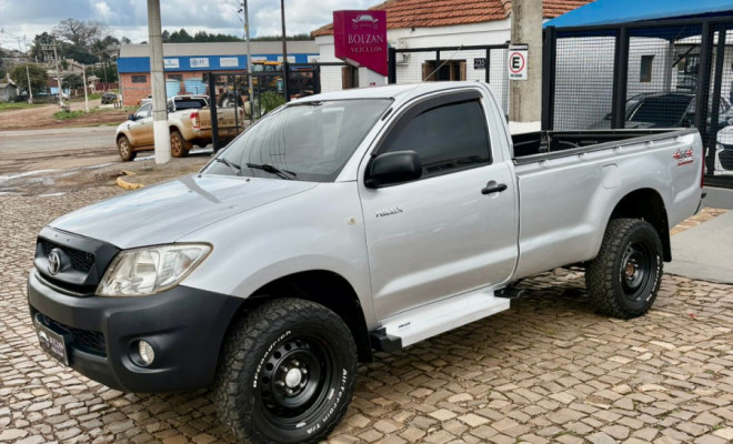 Toyota Hilux CS D4-D 4x4 2.5 16V 102cv TB Dies. 2011 Diesel