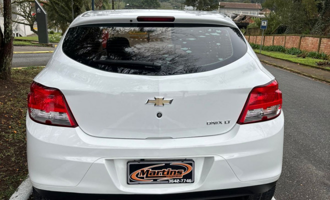 GM - Chevrolet ONIX HATCH LT 1.0 8V FlexPower 4p 2013 Flex-1