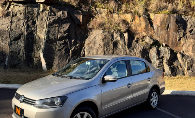 VW - VolksWagen VOYAGE Comfortline  1.0 T.Flex 8V 4p 2015 Flex-1