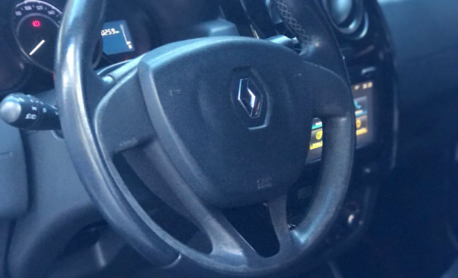 Renault DUSTER Dynamique 1.6 Mec. 2017 Flex-7