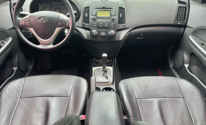 Hyundai i30 2.0 16V 145cv 5p Aut. 2010 Gasolina-7