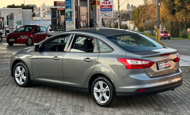 Ford Focus 2.0 16V/SE/SE Plus Flex 5p Aut. 2015 Flex-0