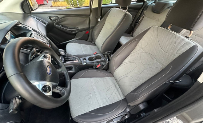 Ford Focus 2.0 16V/SE/SE Plus Flex 5p Aut. 2015 Flex-5