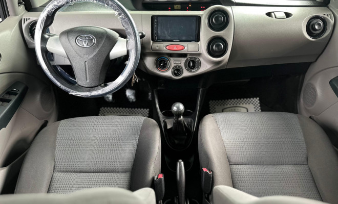 Toyota ETIOS X 1.3 Flex 16V 5p Mec. 2013 Flex-5