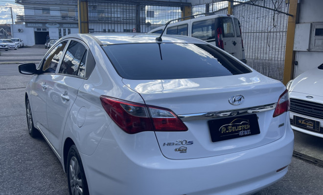 HB20S C.Plus 1.0 2015-0