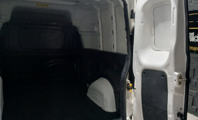 Fiat Fiorino Furgão Work. HARD 1.4 Flex 8V 2p 2020 Flex-9