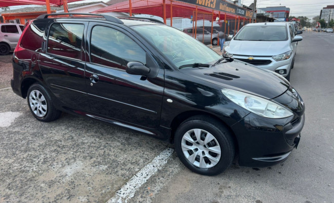 Peugeot 207 XR 1.4 Flex 8V 5p 2011 Flex