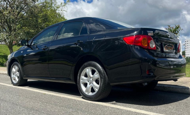 Toyota Corolla XEi 1.8/1.8 Flex 16V Mec. 2010 Flex-18