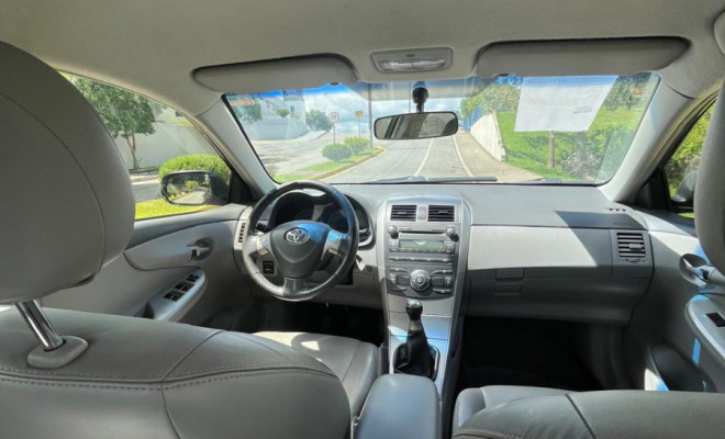 Toyota Corolla XEi 1.8/1.8 Flex 16V Mec. 2010 Flex-13