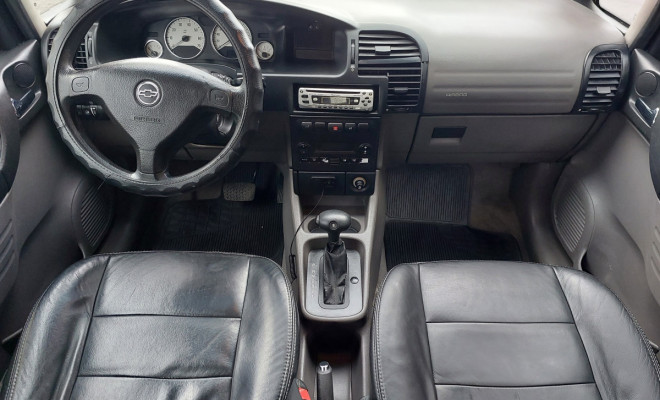 GM - Chevrolet Zafira Expres. 2.0 MPFI FlexPower 5p Aut 2009 Flex-6