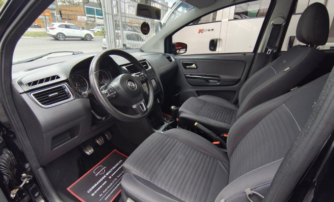 VW - VolksWagen CROSSFOX 1.6 Mi Total Flex 8V 5p 2011 Flex-7