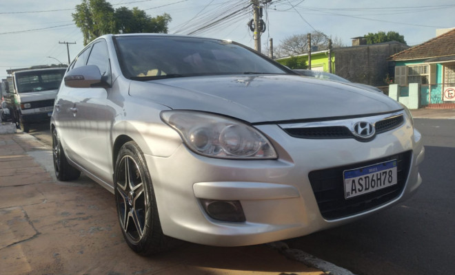 Hyundai i30 2.0 16V 145cv 5p Mec. 2010 Gasolina-3