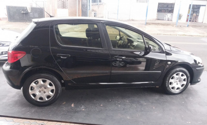 Peugeot 307 Sed. Presence 1.6 Flex 16V 4p 2009 Flex-5