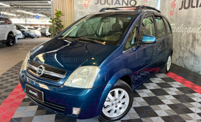 GM - Chevrolet Meriva 1.8/ CD 1.8 MPFI 8V 102cv 5p 2003 Gasolina-0