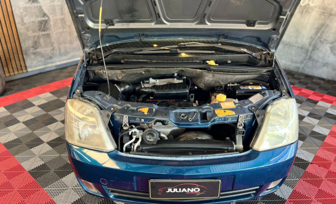 GM - Chevrolet Meriva 1.8/ CD 1.8 MPFI 8V 102cv 5p 2003 Gasolina-11