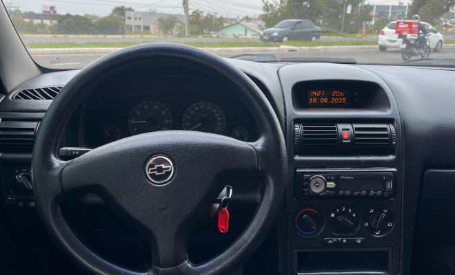 GM - Chevrolet Astra Advantage 2.0 MPFI Flex-3