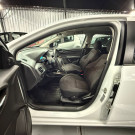 GM - Chevrolet ONIX HATCH LTZ 1.4 8V FlexPower 5p Aut. 2015 Flex-9
