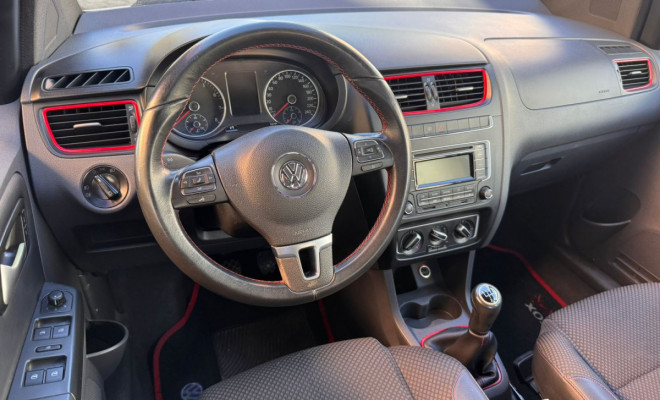 VW - VolksWagen Fox Rock in Rio 1.6 Mi Total Flex 8V 5p 2013 Flex-5