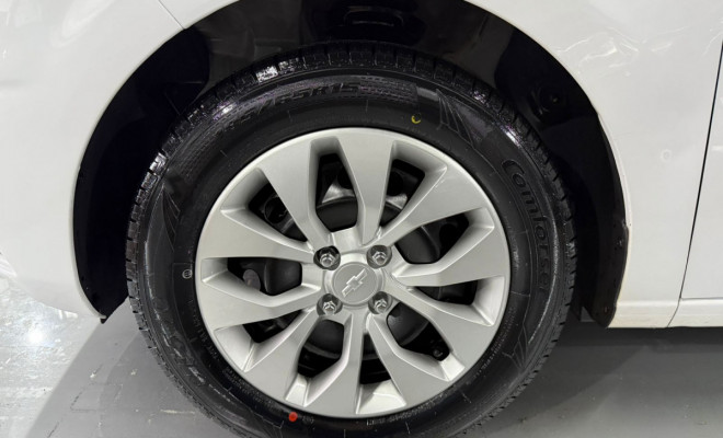 GM - Chevrolet PRISMA Sed. LT 1.4 8V FlexPower 4p 2017 Flex-11