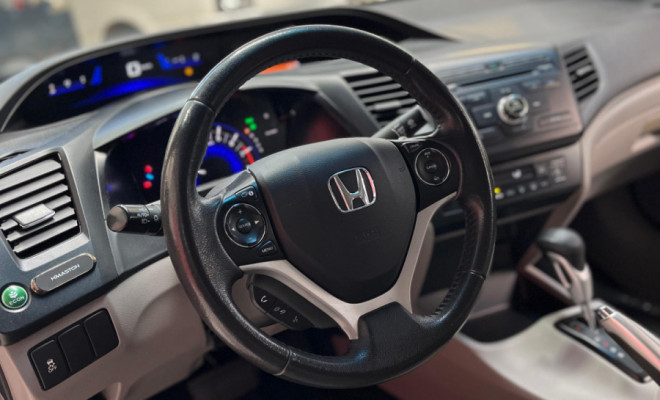 Honda Civic Sedan LXR 2.0 Flexone 16V Aut. 4p 2016 Flex-10