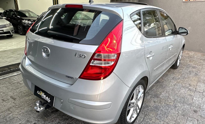 Hyundai i30 2.0 16V 145cv 5p Aut. 2011 Gasolina-6