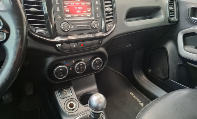 Fiat Toro Freedom 2.0 16V 4x2 TB Diesel Mec. 2017 Diesel-26