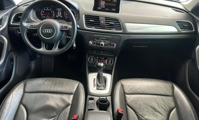 Audi Q3 1.4 TFSI/TFSI Flex S-tronic 5p 2016 Gasolina-6