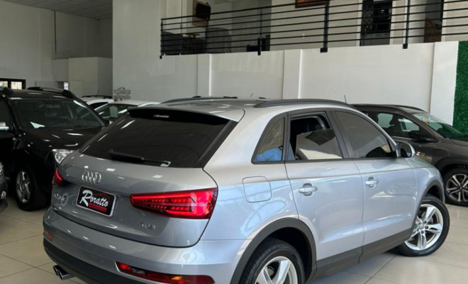 Audi Q3 1.4 TFSI/TFSI Flex S-tronic 5p 2016 Gasolina-2