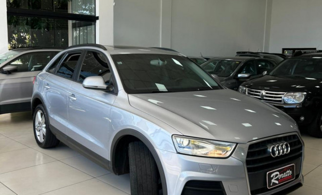 Audi Q3 1.4 TFSI/TFSI Flex S-tronic 5p 2016 Gasolina-1