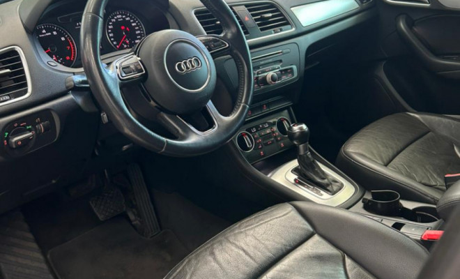 Audi Q3 1.4 TFSI/TFSI Flex S-tronic 5p 2016 Gasolina-7