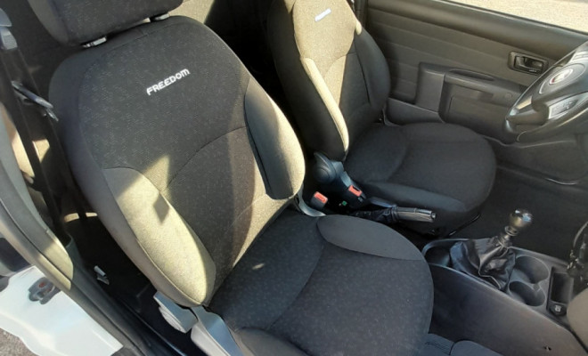 Fiat Strada Freedom 1.4 Flex 8V CD 2019 Flex-9