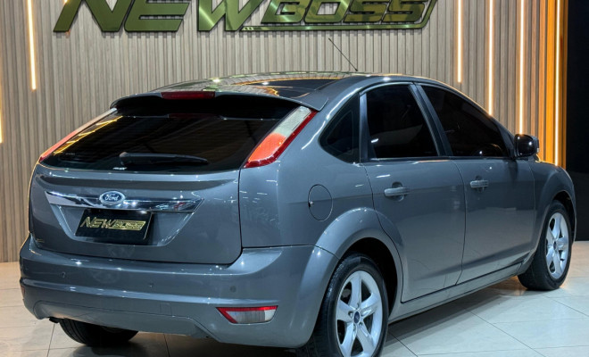 Ford Focus 1.6 S/SE/SE Plus Flex 8V/16V  5p 2011 Flex-4