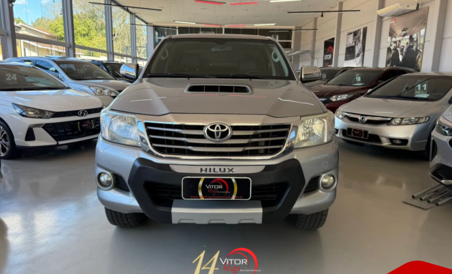 Toyota Hilux CD SRV D4-D 4x4 3.0 TDI Diesel Aut 2015 Diesel-6