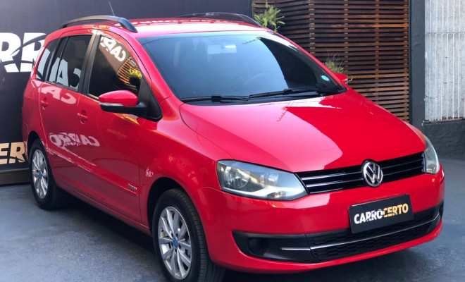 VW - VolksWagen SPACEFOX 1.6  2013 Flex  ótimo carro para FAMILIA-1