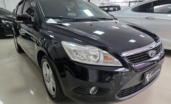 Ford Focus 1.6 S/SE/SE Plus Flex 8V/16V  5p 2013 Flex-0