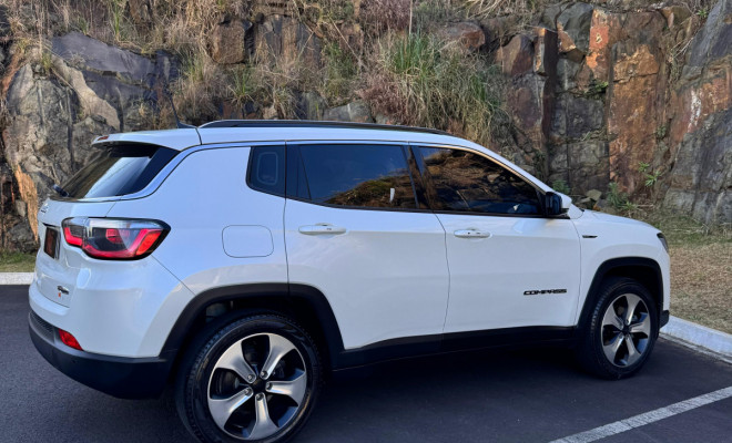 Jeep COMPASS LONGITUDE 2.0 4x2 Flex 16V Aut. 2018 Flex-12