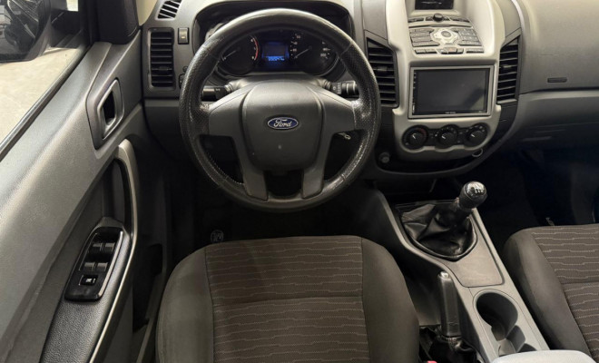 Ford Ranger XLS 2.5 Flex-4