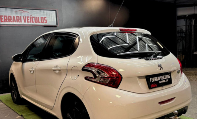 Peugeot 208 Allure 1.5 Flex 8V 5p 2014 Flex-5