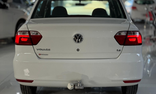 VW - VolksWagen VOYAGE 1.6/1.6 City  Mi Total Flex 8V 4p 2013 Flex-8