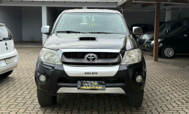 Toyota Hilux CD SRV D4-D 4x4 3.0 TDI Diesel Aut 2011 Diesel