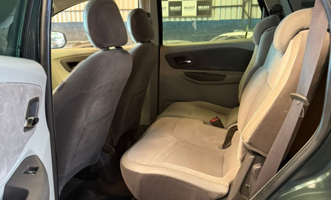 GM - Chevrolet SPIN LTZ 1.8 8V Econo.Flex 5p Aut. 2014 Flex-8