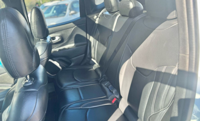 Jeep Renegade1.8 4x2 Flex 16V Aut. 2016 Flex-8
