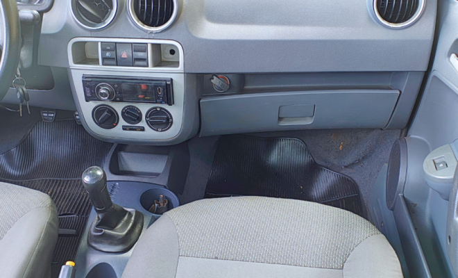 Saveiro 1.6 Mi Flex 2010-10