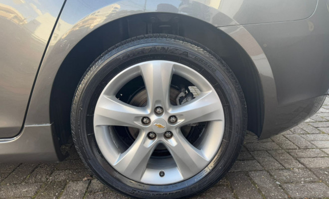 GM - Chevrolet CRUZE HB Sport LTZ 1.8 16V FlexP. 5p Aut 2014 Flex-8