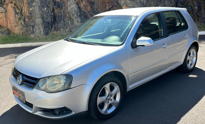 VW - VolksWagen Golf 1.6 Mi Total Flex 8V 4p 2008 Flex-8