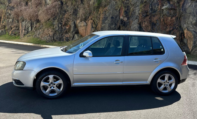 VW - VolksWagen Golf 1.6 Mi Total Flex 8V 4p 2008 Flex-5